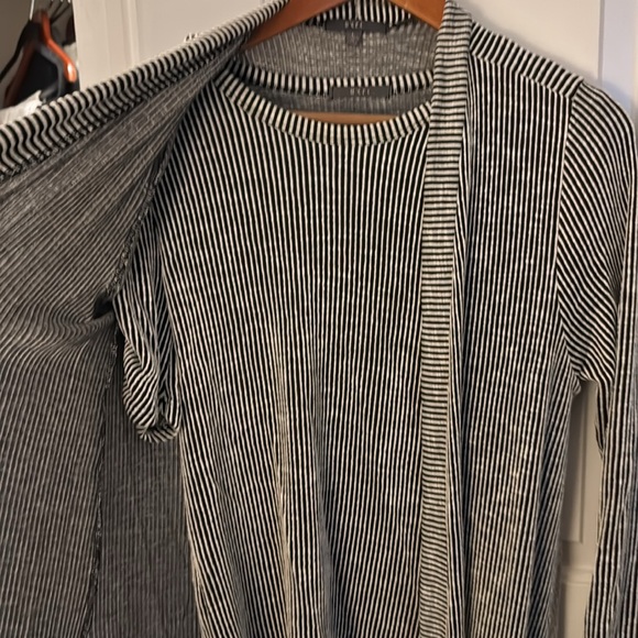 Jacket - Top Combination - Picture 6 of 6